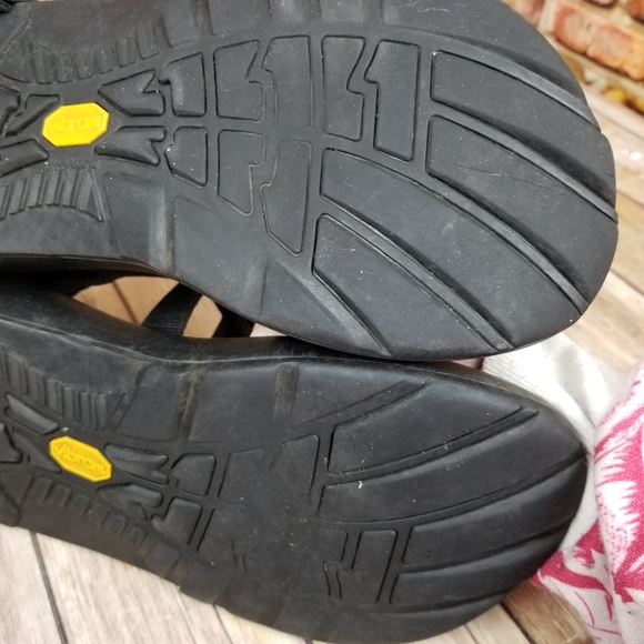 Chaco sandals black 11
